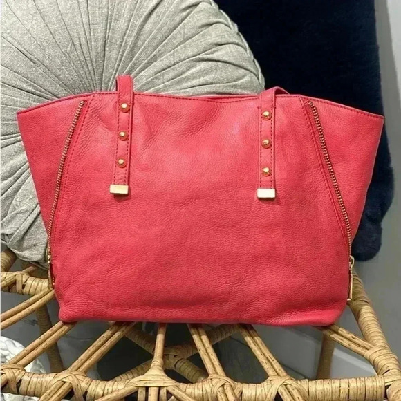 Juicy Couture Leather  Bag - Picture 2 of 8